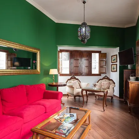 Apartamento Homeforguest New Duplex With Rooftop Next To Cathedral *